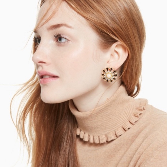 🆕Kate Spade New York Tuxedo Pearl Stud Earrings - Picture 2 of 8